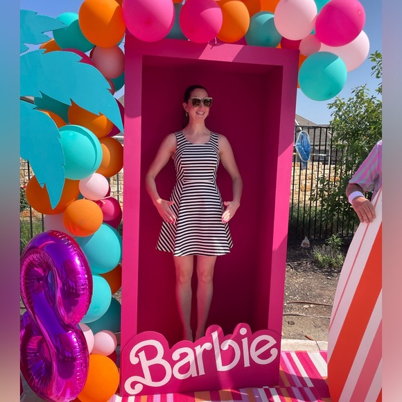 Meet your Posher, Heidi - Picture 3 of 9